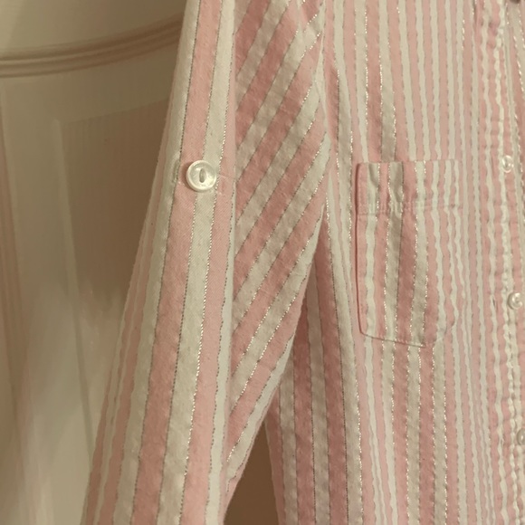 💧 Pink and white pinstripe button-down - Picture 4 of 6